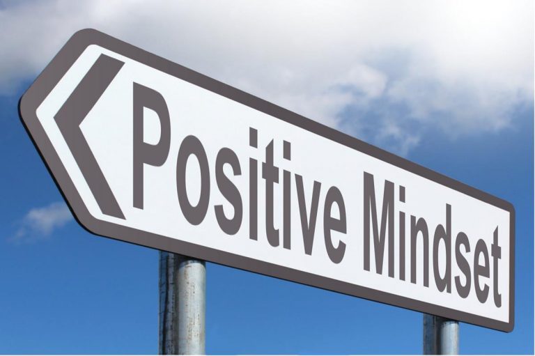 Workplace Tips for Maintaining a Positive Attitude